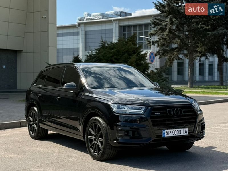 Позашляховик / Кросовер Audi Q7 2018 в Дніпрі