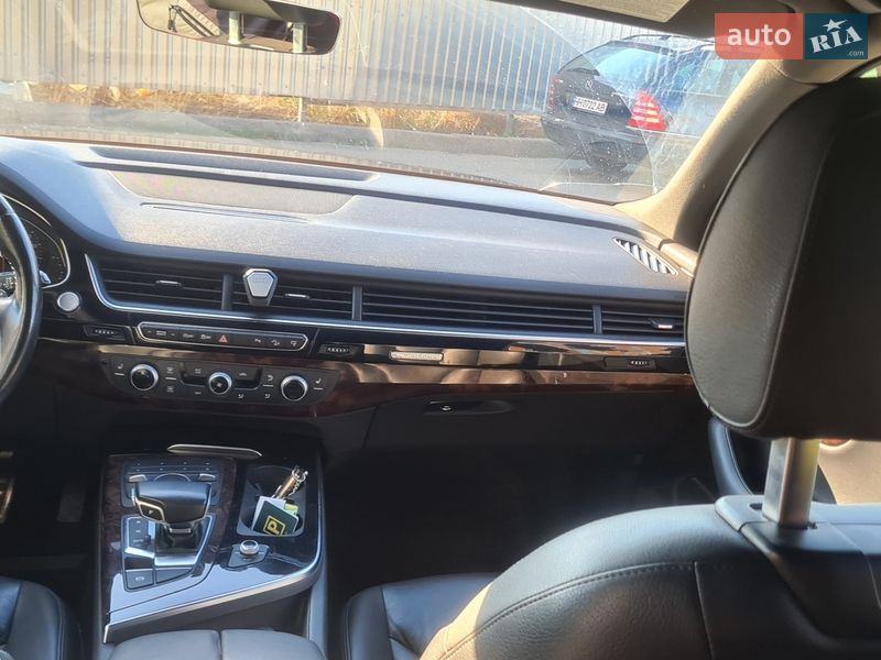 Позашляховик / Кросовер Audi Q7 2016 в Одесі фото 7 Позашляховик / Кросовер Audi Q7 2016 в Одесі