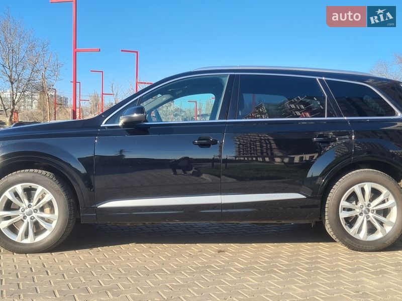 Позашляховик / Кросовер Audi Q7 2016 в Одесі фото 10 Позашляховик / Кросовер Audi Q7 2016 в Одесі