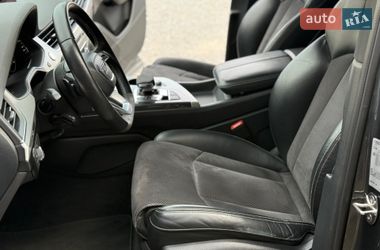 Внедорожник / Кроссовер Audi Q7 2017 в Львове