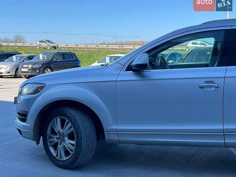 Позашляховик / Кросовер Audi Q7 2010 в Львові