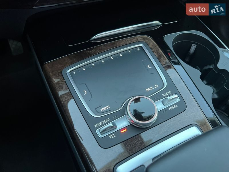 Внедорожник / Кроссовер Audi Q7 2016 в Киеве