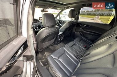 Позашляховик / Кросовер Audi Q7 2018 в Луцьку
