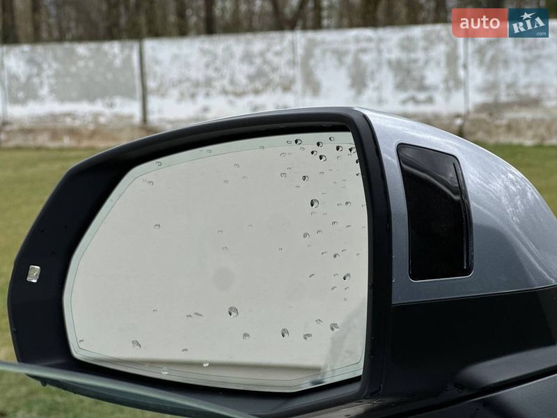 Позашляховик / Кросовер Audi Q7 2018 в Луцьку