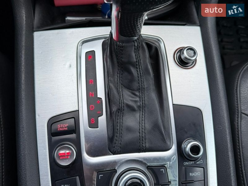 Позашляховик / Кросовер Audi Q7 2013 в Сторожинці