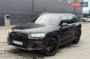 Внедорожник / Кроссовер Audi Q7 2016 в Ужгороде