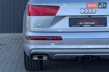 Внедорожник / Кроссовер Audi Q7 2017 в Мукачево