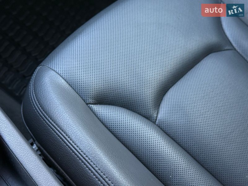 Внедорожник / Кроссовер Audi Q7 2017 в Мукачево