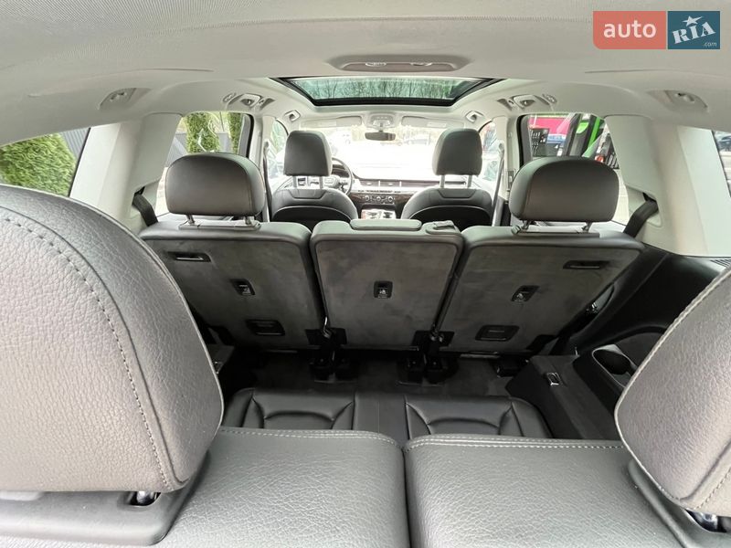 Позашляховик / Кросовер Audi Q7 2017 в Львові