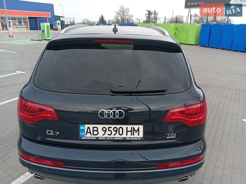 Позашляховик / Кросовер Audi Q7 2012 в Умані