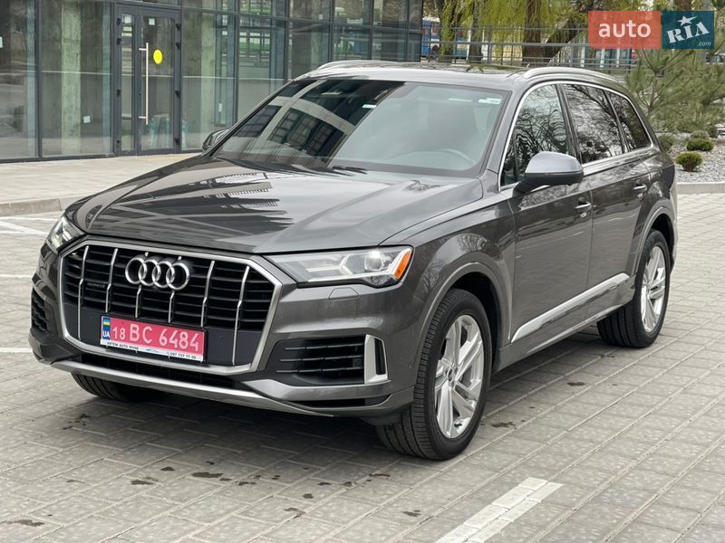 Внедорожник / Кроссовер Audi Q7 2021 в Ровно