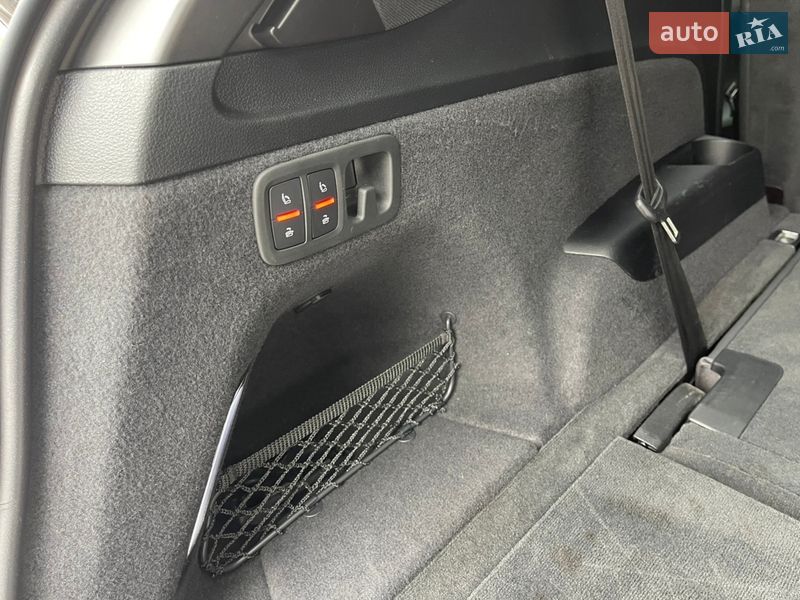 Внедорожник / Кроссовер Audi Q7 2021 в Ровно