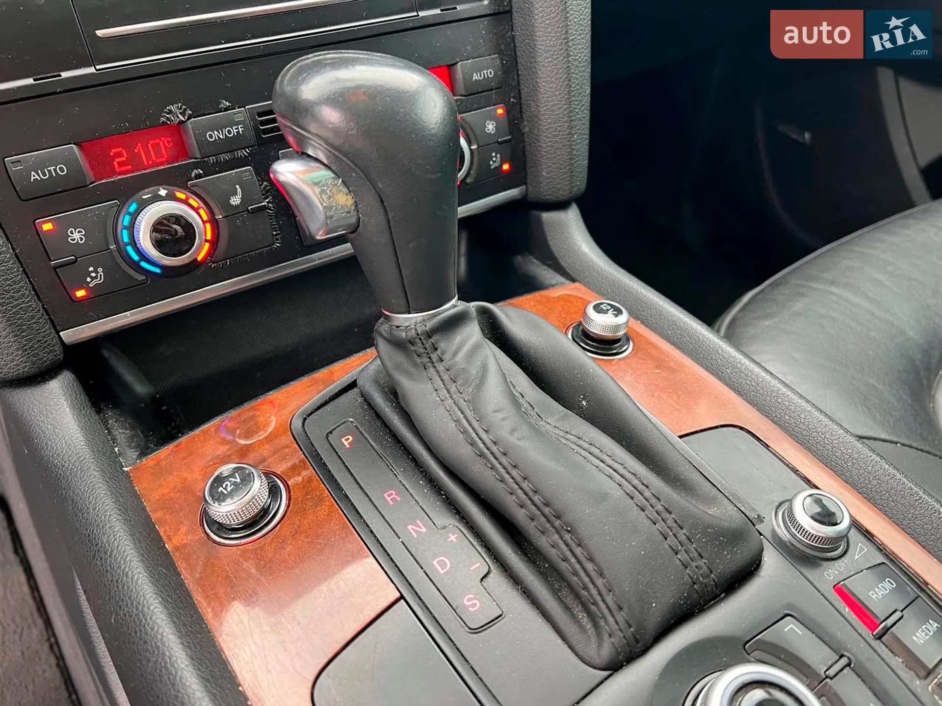 2010 Audi Q7 - мініатюра 33