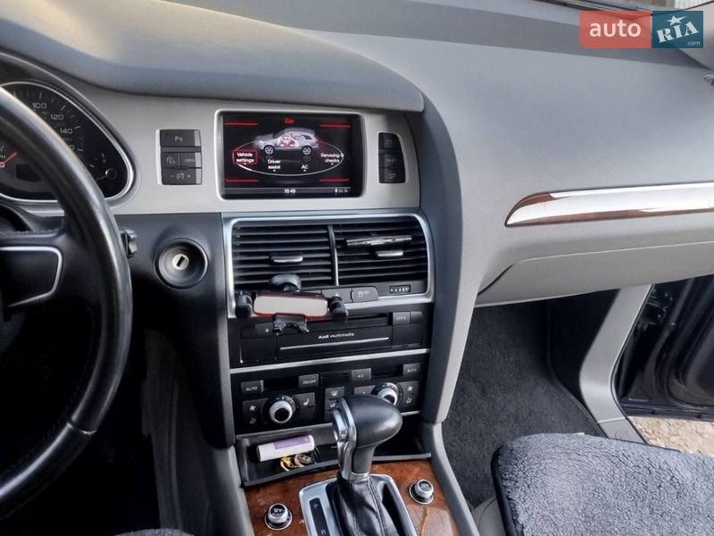 Внедорожник / Кроссовер Audi Q7 2013 в Косове