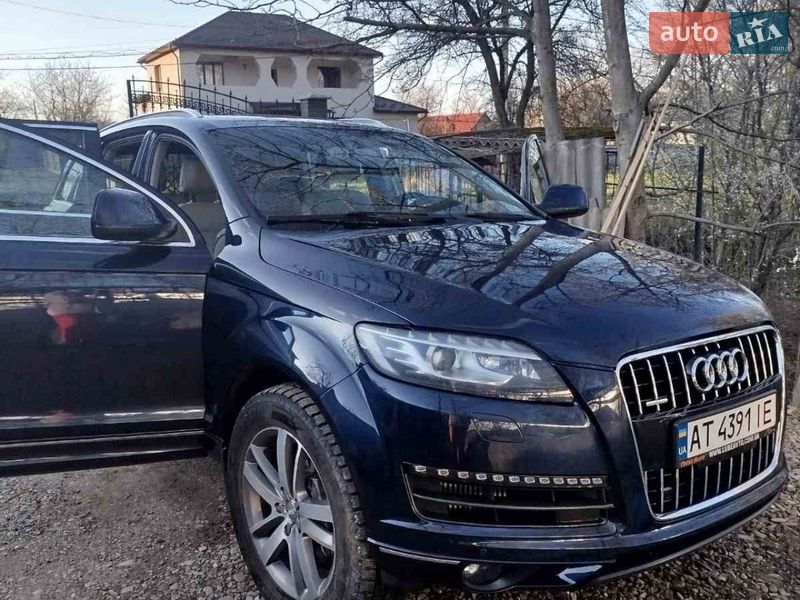 Внедорожник / Кроссовер Audi Q7 2013 в Косове
