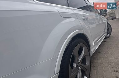Внедорожник / Кроссовер Audi Q7 2022 в Дрогобыче
