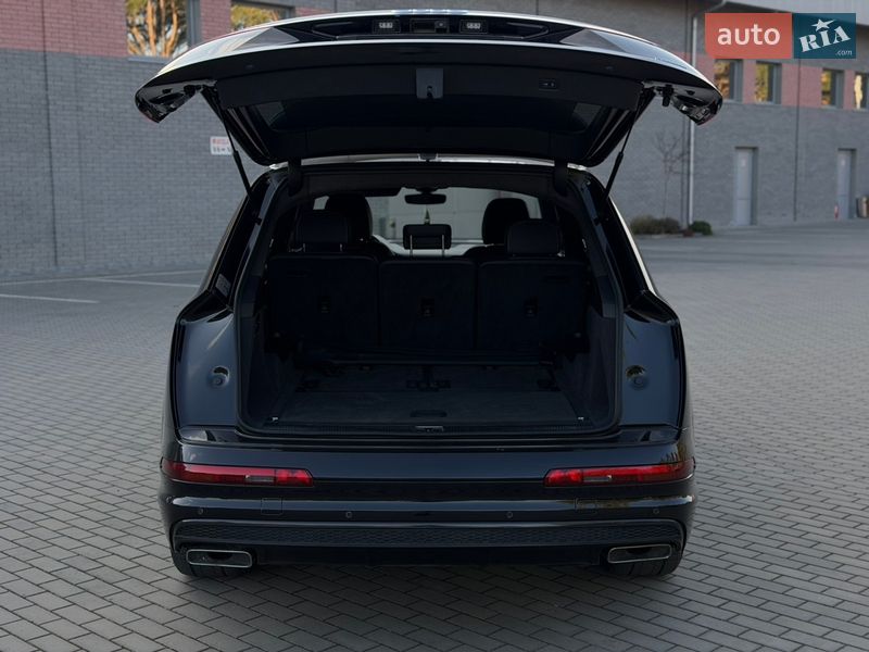 Позашляховик / Кросовер Audi Q7 2016 в Рівному фото 29 Позашляховик / Кросовер Audi Q7 2016 в Рівному