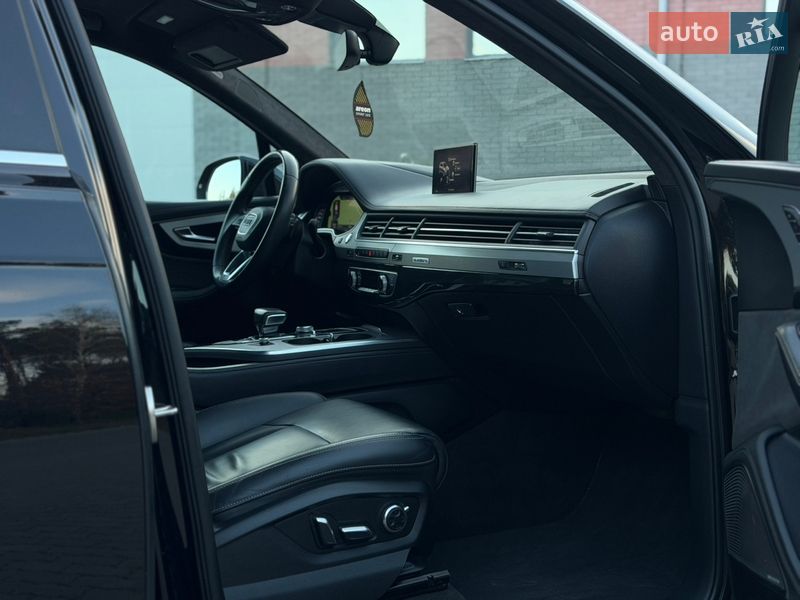Позашляховик / Кросовер Audi Q7 2016 в Рівному фото 76 Позашляховик / Кросовер Audi Q7 2016 в Рівному