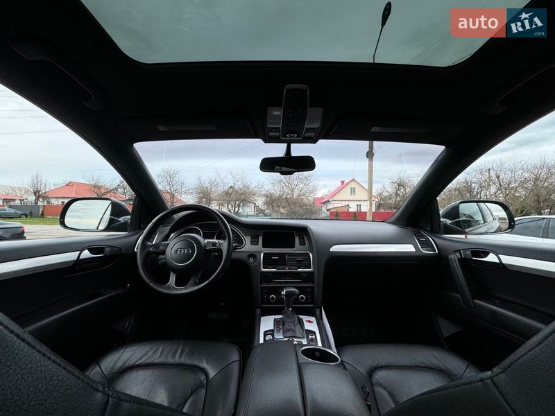 Внедорожник / Кроссовер Audi Q7 2014 в Хороле