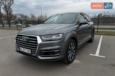 Внедорожник / Кроссовер Audi Q7 2015 в Киеве