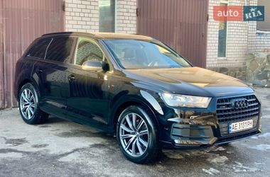 Позашляховик / Кросовер Audi Q7 2018 в Кам'янському