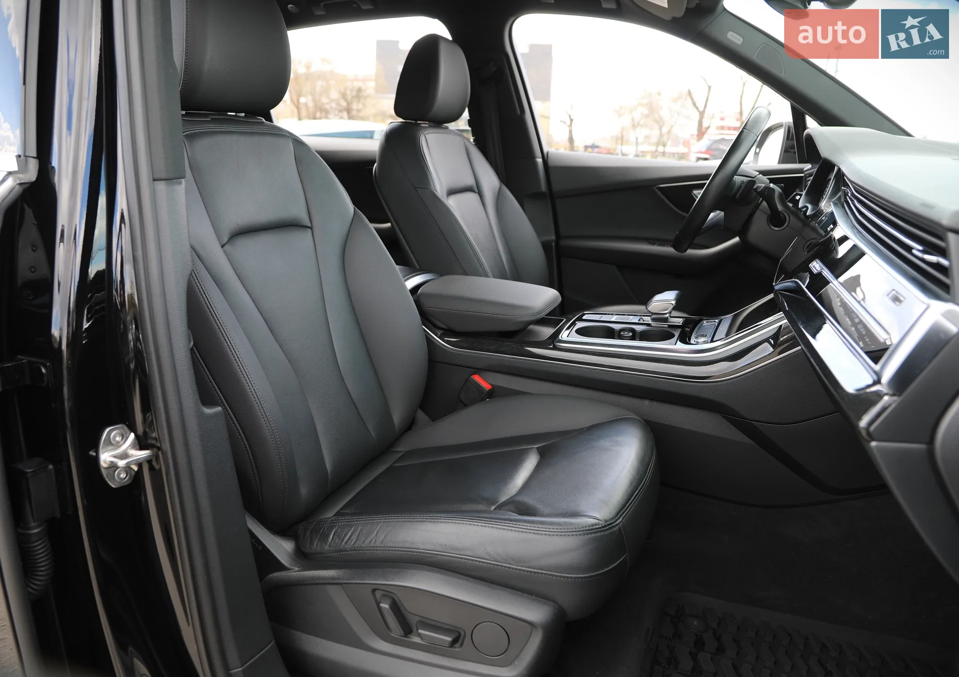 2020 Audi Q7 - мініатюра 16