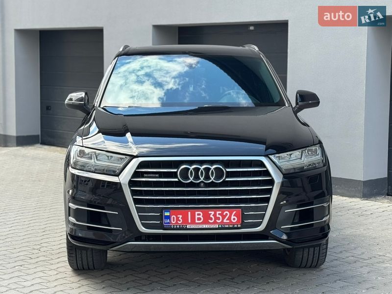 Внедорожник / Кроссовер Audi Q7 2017 в Тернополе