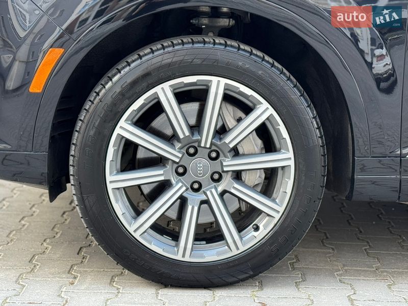 Внедорожник / Кроссовер Audi Q7 2017 в Тернополе