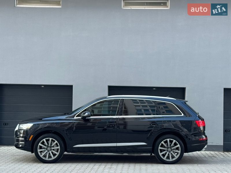 Внедорожник / Кроссовер Audi Q7 2017 в Тернополе
