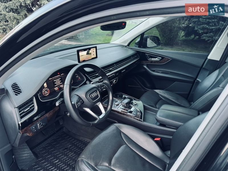 Позашляховик / Кросовер Audi Q7 2016 в Дніпрі фото 15 Позашляховик / Кросовер Audi Q7 2016 в Дніпрі