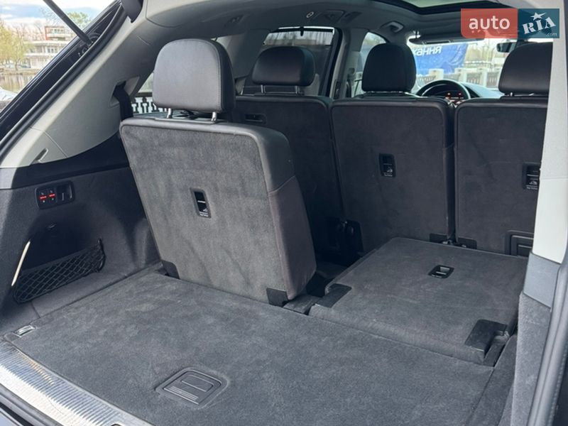 Позашляховик / Кросовер Audi Q7 2016 в Дніпрі фото 36 Позашляховик / Кросовер Audi Q7 2016 в Дніпрі