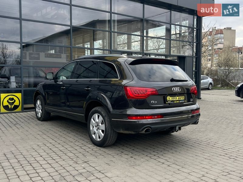 Внедорожник / Кроссовер Audi Q7 2015 в Ивано-Франковске