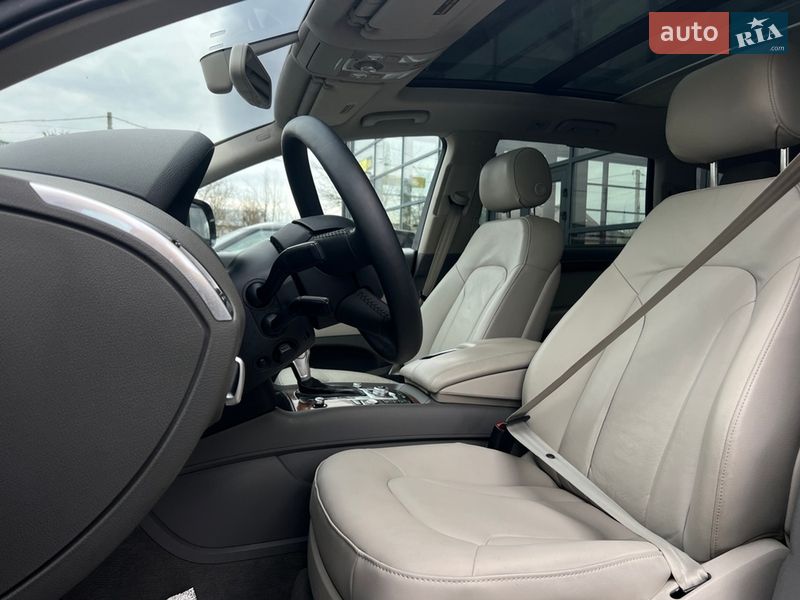 Внедорожник / Кроссовер Audi Q7 2015 в Ивано-Франковске