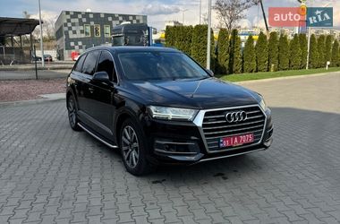 Позашляховик / Кросовер Audi Q7 2018 в Києві