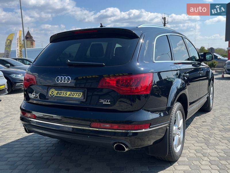 Внедорожник / Кроссовер Audi Q7 2015 в Мукачево