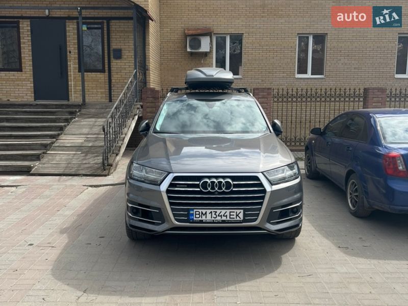 Внедорожник / Кроссовер Audi Q7 2015 в Сумах
