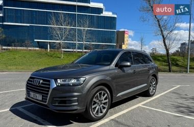 Позашляховик / Кросовер Audi Q7 2018 в Києві