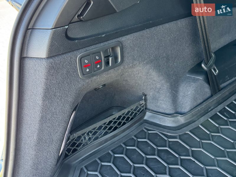 Позашляховик / Кросовер Audi Q7 2018 в Києві фото 35 Позашляховик / Кросовер Audi Q7 2018 в Києві