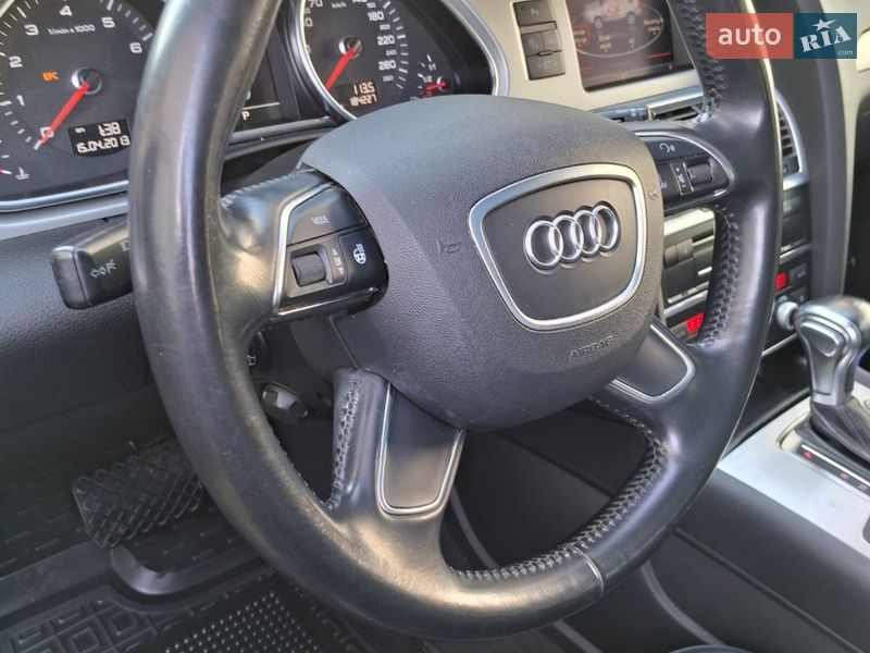 Позашляховик / Кросовер Audi Q7 2015 в Чернівцях фото 21 Позашляховик / Кросовер Audi Q7 2015 в Чернівцях