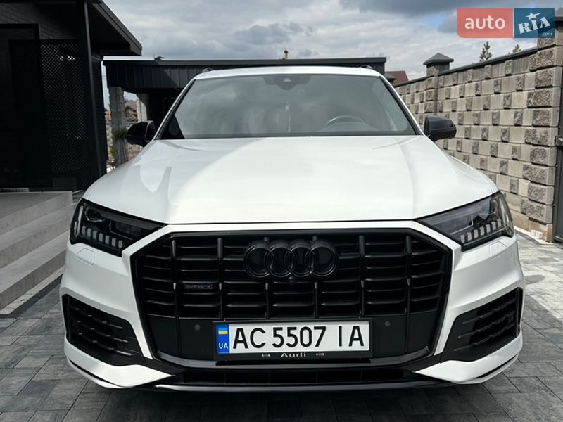 Позашляховик / Кросовер Audi Q7 2019 в Луцьку