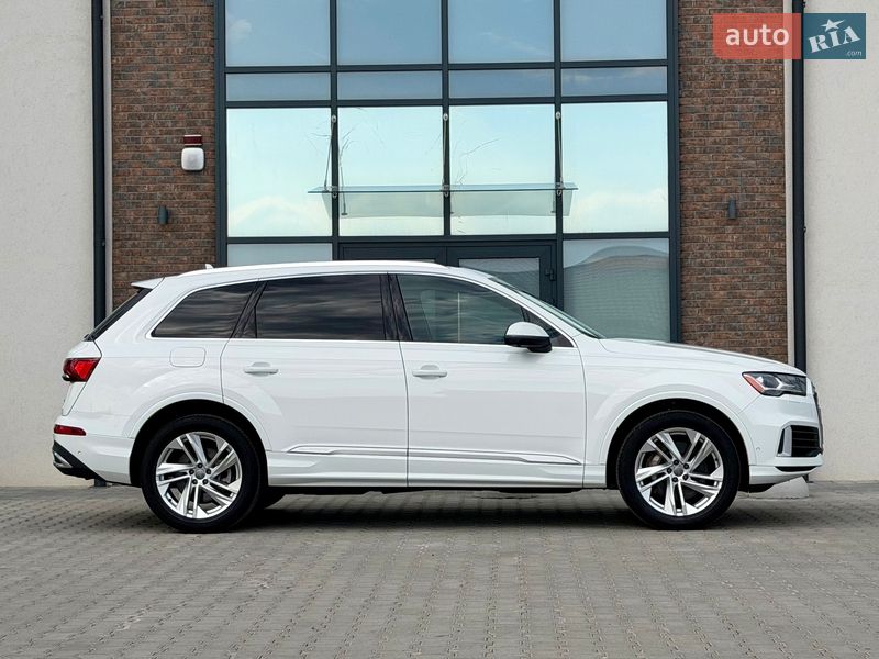 Внедорожник / Кроссовер Audi Q7 2019 в Тернополе