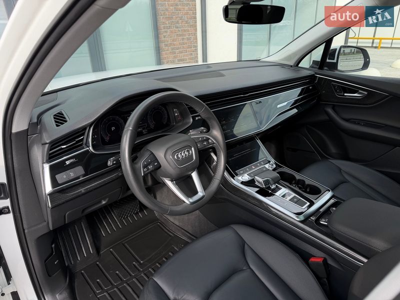 Внедорожник / Кроссовер Audi Q7 2019 в Тернополе