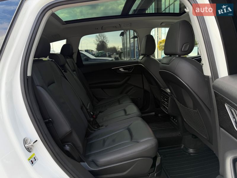 Внедорожник / Кроссовер Audi Q7 2019 в Тернополе