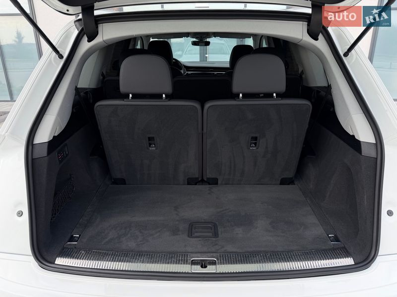 Внедорожник / Кроссовер Audi Q7 2019 в Тернополе