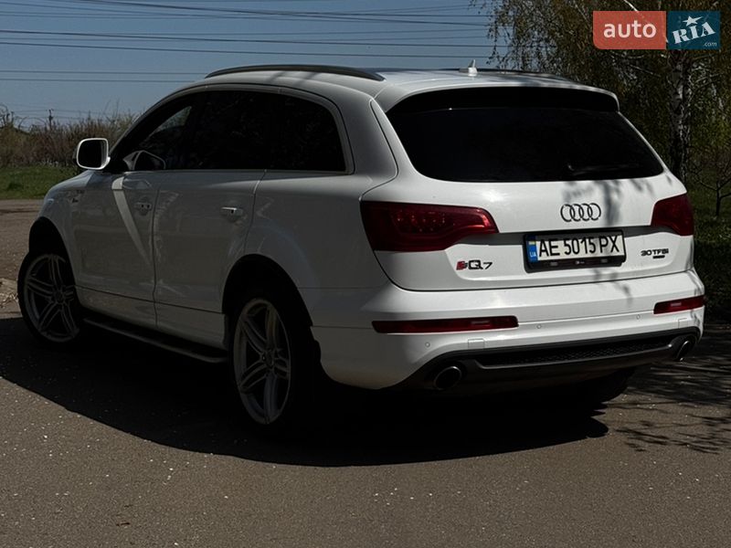 Позашляховик / Кросовер Audi Q7 2011 в Кривому Розі