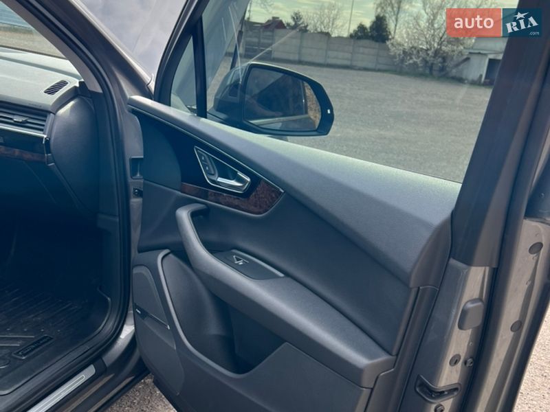 Позашляховик / Кросовер Audi Q7 2018 в Ковелі фото 25 Позашляховик / Кросовер Audi Q7 2018 в Ковелі