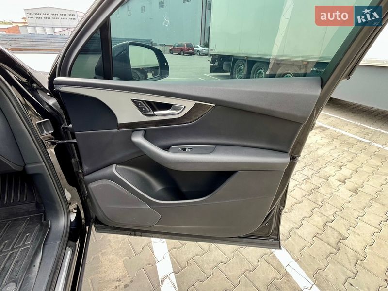 Внедорожник / Кроссовер Audi Q7 2018 в Львове