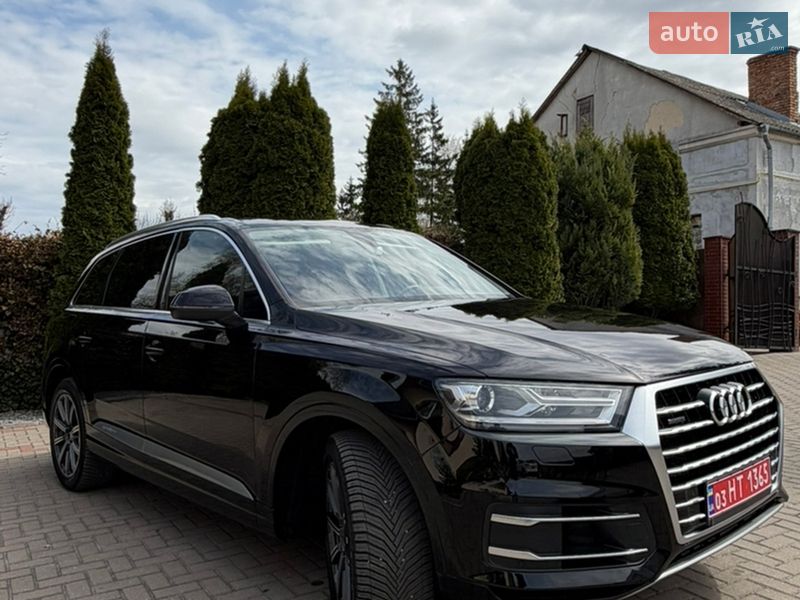 Внедорожник / Кроссовер Audi Q7 2016 в Дубно