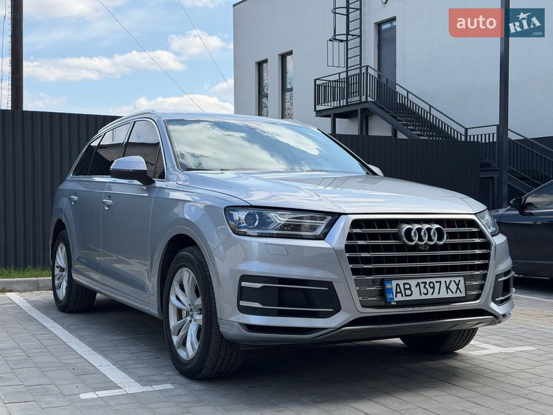 Позашляховик / Кросовер Audi Q7 2017 в Вінниці