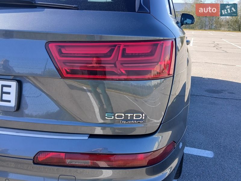 Позашляховик / Кросовер Audi Q7 2019 в Запоріжжі
